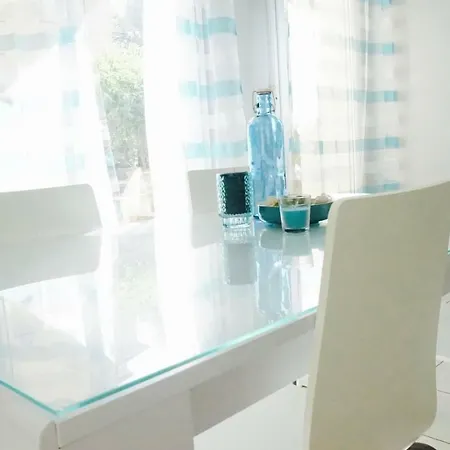 Apartment Disneyland Zenitude
